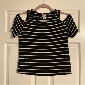 B&W striped Top with Shoulder Cut Outs Size M